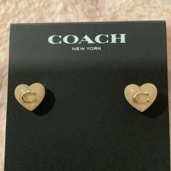Coach Resin Heart C Stud Earrings - Picture 5 of 7